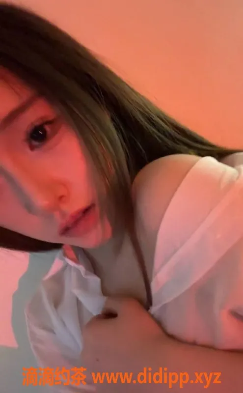 杭州楼凤-依梦，聪明又美丽的上城小姐！