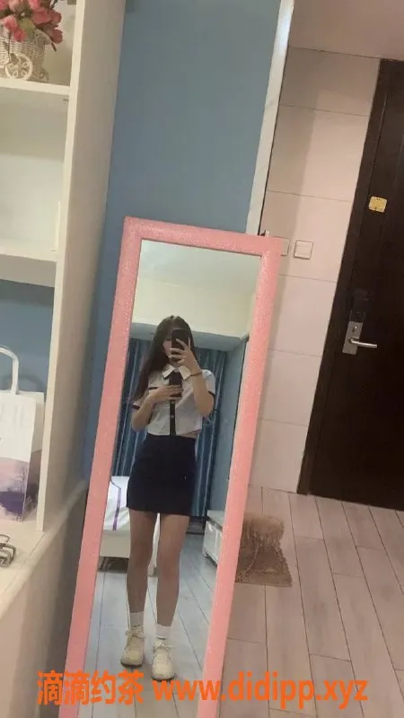 长沙楼凤-雨花区米乐 165cm 95斤 20岁 激情服务