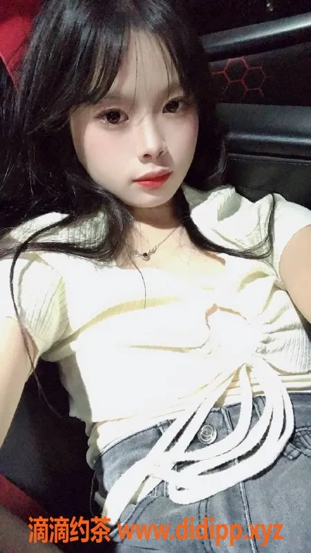 上海楼凤-嘉定小萝莉，超值8p仅需10张！