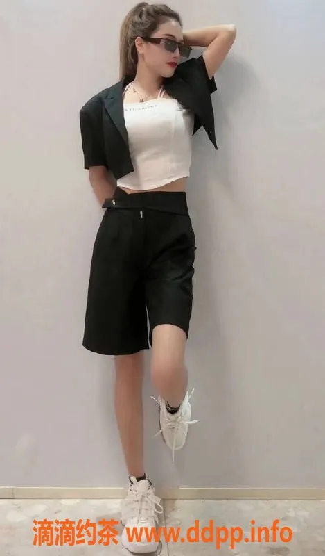 上海楼凤-静安大胸耶子 167cm 46kg 700P起