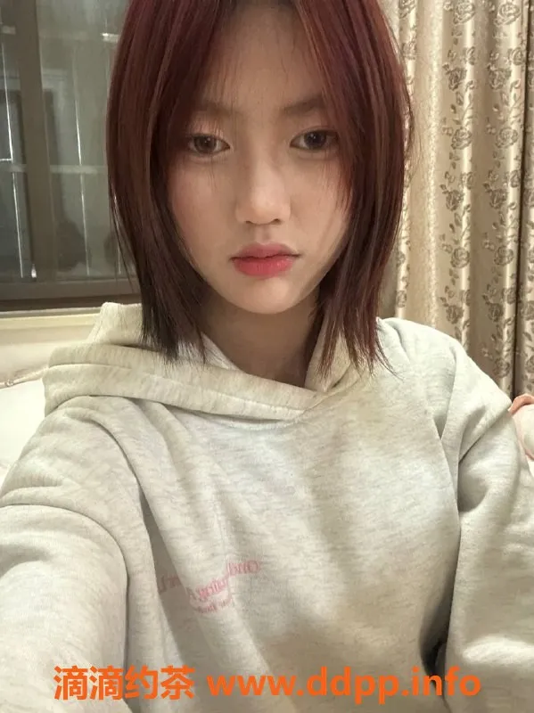 成都楼凤-成都菲菲16岁娇小妹，600元享服务