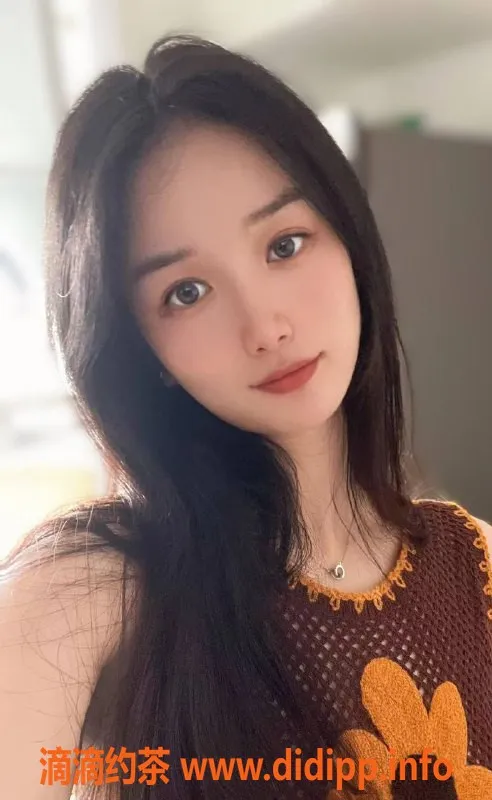 长沙楼凤资源信息,雨花区26岁思思，170cm/52kg，激情服务等你来体验！