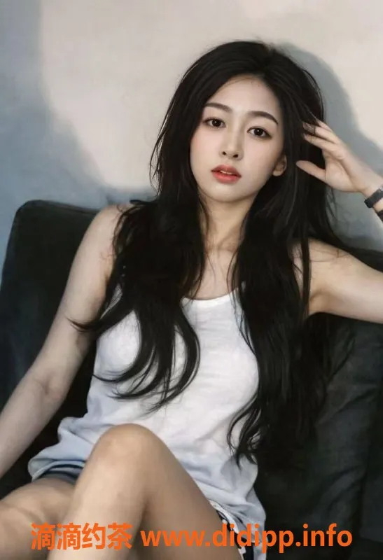 成都楼凤-成华区小笔，6p可享御姐车服务