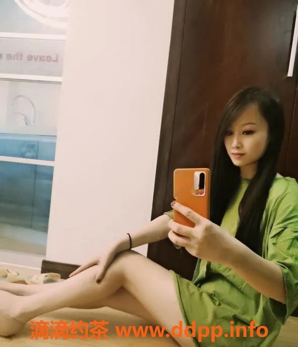 上海楼凤资源信息,徐汇区25岁妹子，600元体验高挑服务