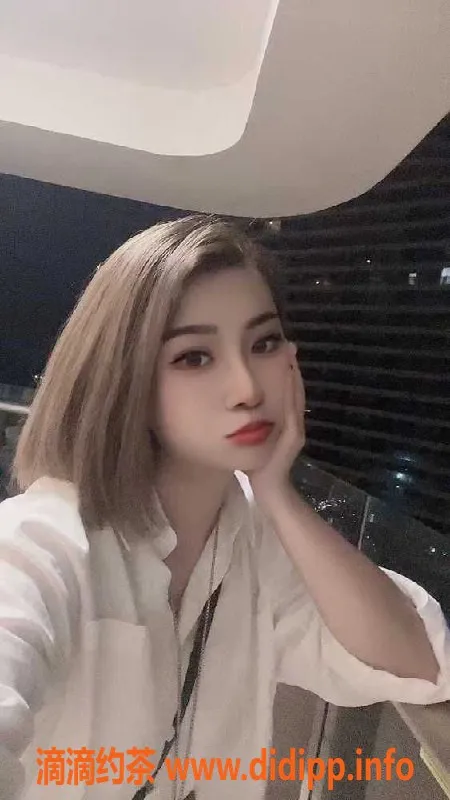 广州楼凤-广州天河格格老师，23岁，165cm，400元体验