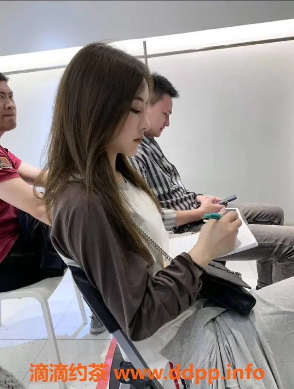 深圳楼凤-深圳南山小Q，御姐大胸可包夜，性价比高