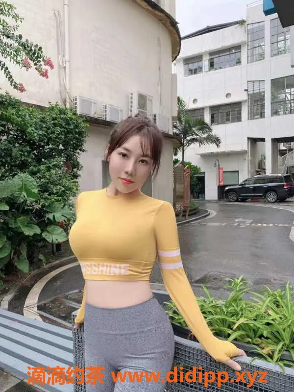 广州楼凤-广州白云魅力人妻大表姐，31岁身高162cm