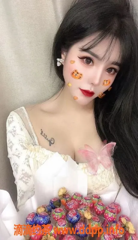 厦门楼凤-思明区小莫莫可夜服务，超值体验