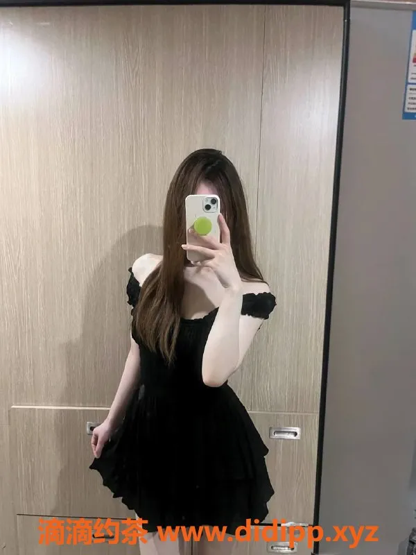 郑州楼凤资源信息,郑州姗姗，年轻漂亮，服务周到