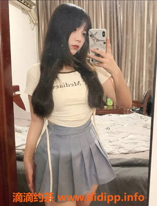 成都楼凤-成都嘉琪萝莉学妹，超长服务体验！