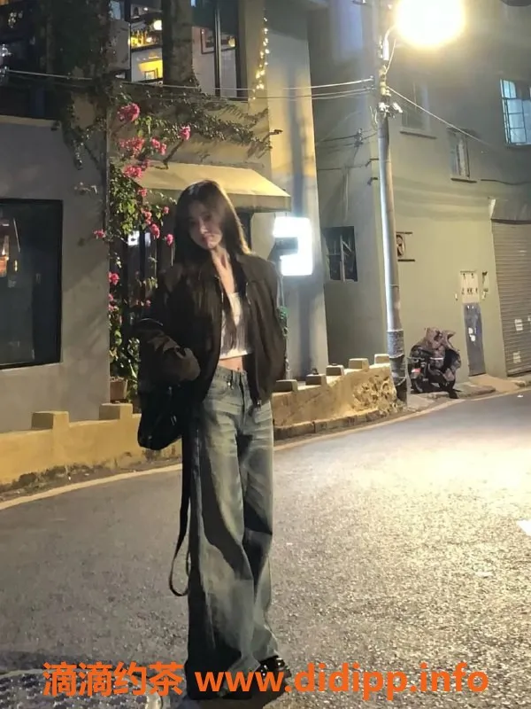 深圳楼凤资源信息,深圳南山四四妹，175厘米长腿美少女