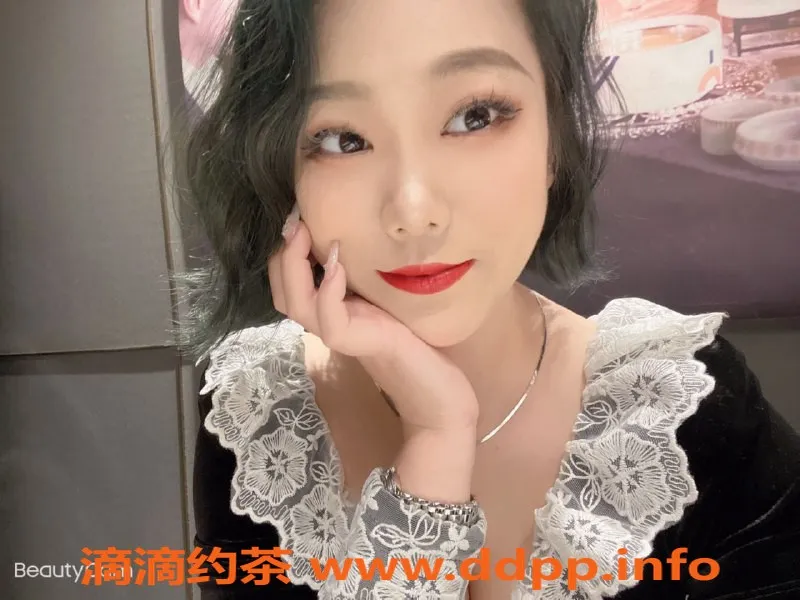 杭州上门服务-姐妹花蓝蓝白白，SM双飞服务，24岁起！