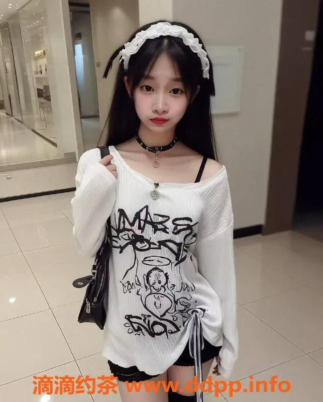 成都楼凤-成华区18岁可爱妹小矮矮，身高1.57，服务热情