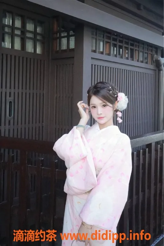 广州楼凤-天河小笨蛋，服务超值，体验只需2500p