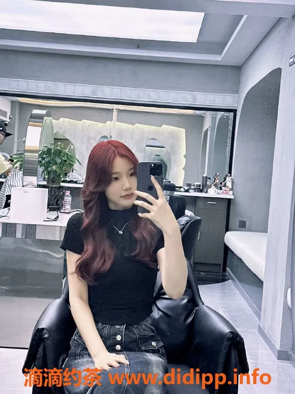 武汉楼凤-光谷绾绾，服务好到爆的小姐姐