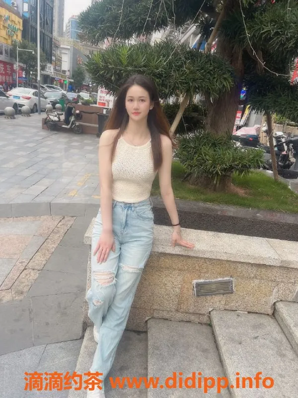 深圳楼凤-龙岗高馨，172cm C杯，888元起，服务优质