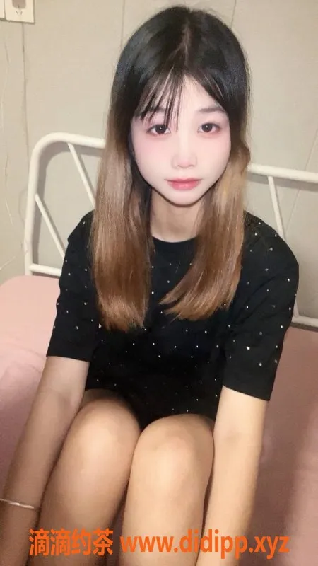 深圳上门服务-龙华艳丽朵朵，168cm C杯，900元开启浪漫之旅