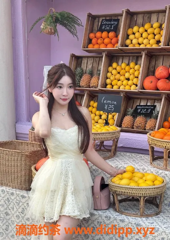 深圳楼凤资源信息,深圳萌萌，2500元舌吻服务体验