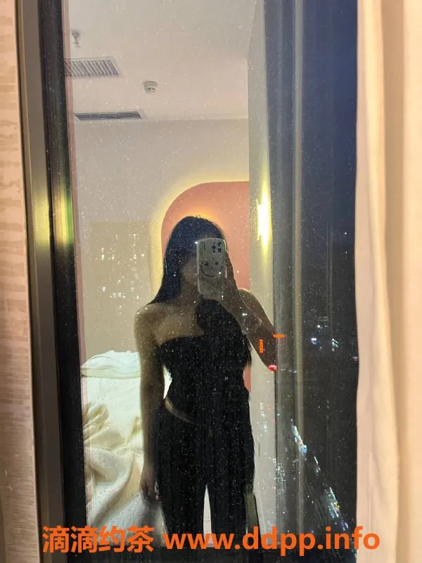 南京楼凤-南站附近露露，21岁167cm C+罩杯，700起