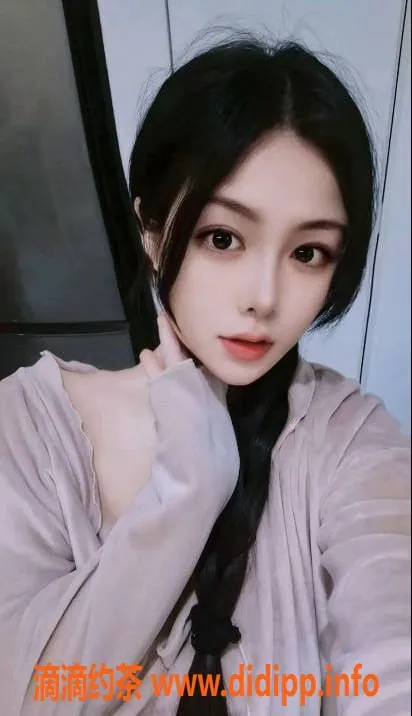 上海楼凤-静安苏雨 168cm D杯 1298元服务