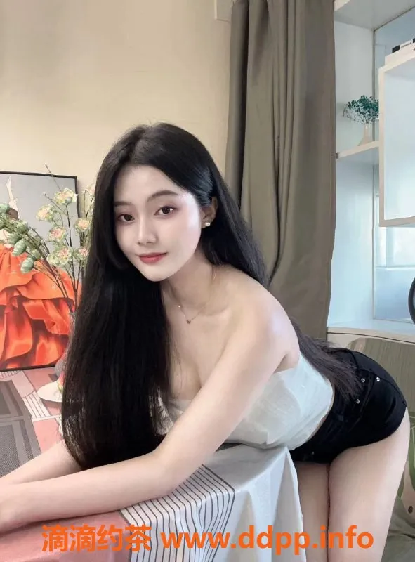 北京楼凤-三里屯芳芳，1200起步，服务系女友