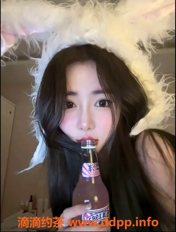 深圳楼凤资源信息,龙华依依，158cm C杯，1300元上门服务