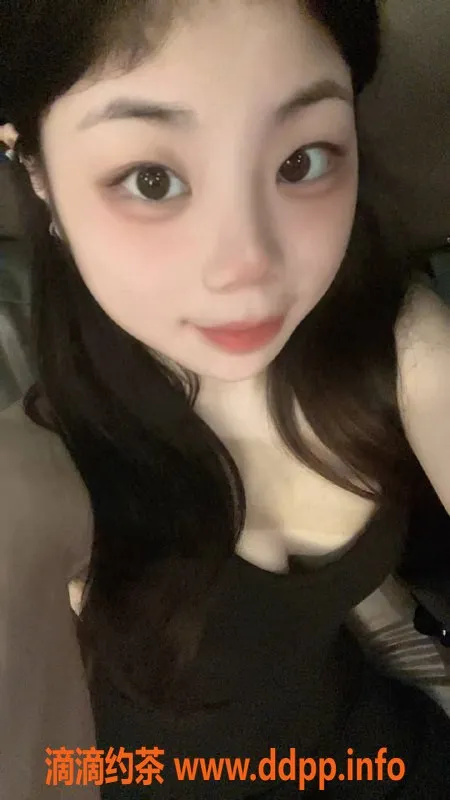 成都楼凤-成华区19岁白皙妹，160cm/50kg，超紧敏感