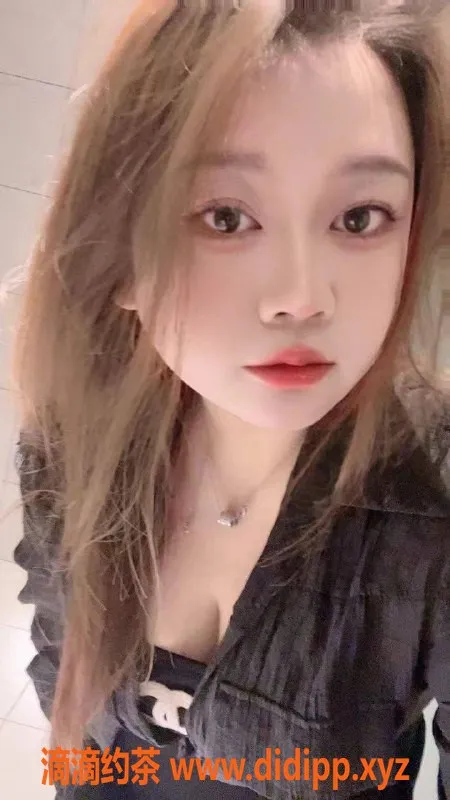 郑州楼凤-高新区阿宣，25岁163cm，D罩杯热情服务