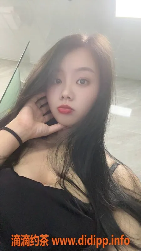 长沙楼凤-雨花区小鱼，身高170，热情服务等你体验！