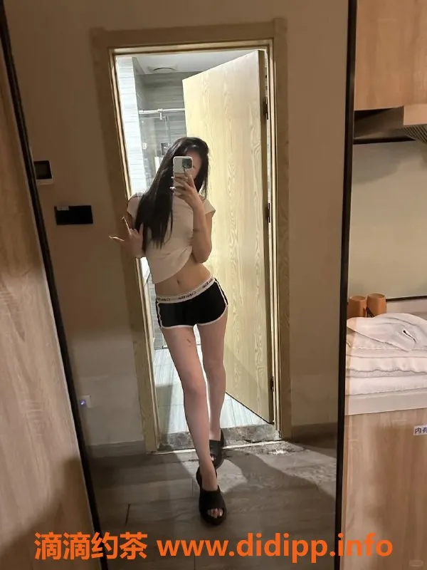 北京楼凤-朝阳婉妹，171cm，22岁，千元档优质服务