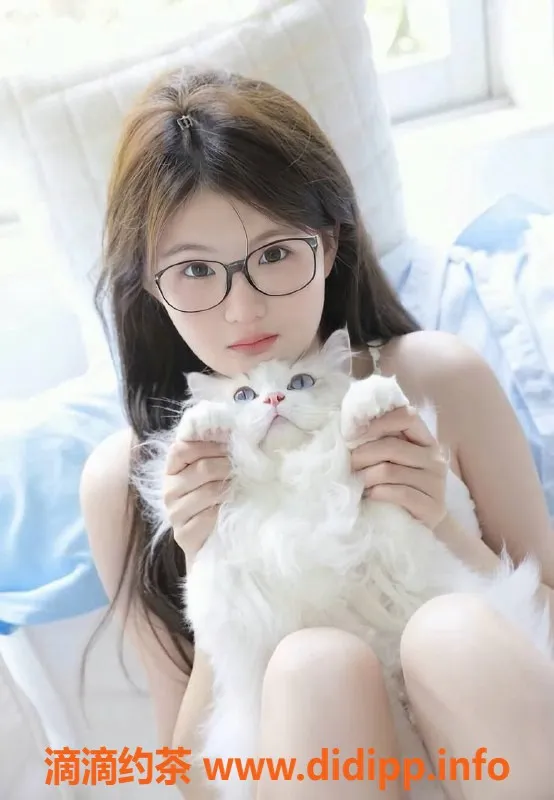 上海楼凤-沐沐，杨浦嫩妹，162cm，900元起服务