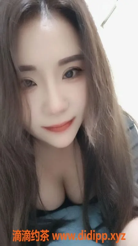 广州楼凤-广州白云微胖胸大水多思思，28岁，400元起