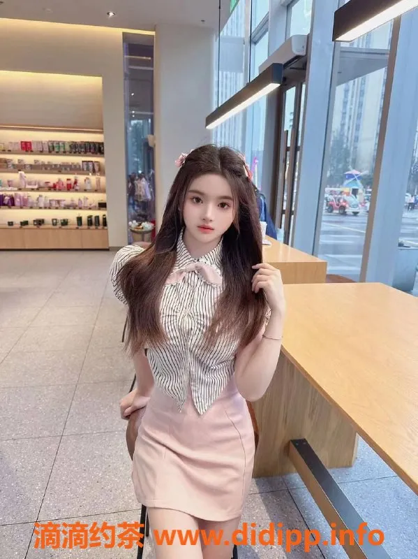 北京楼凤-小怡，朝阳大学生，165高、45轻，千元档超暖