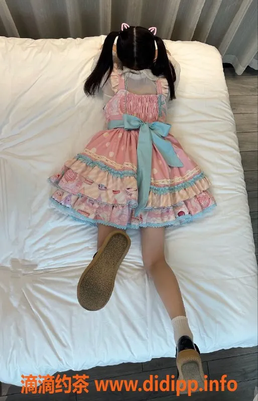 深圳楼凤资源信息,深圳福田悲伤小狗，18岁34C只要2000