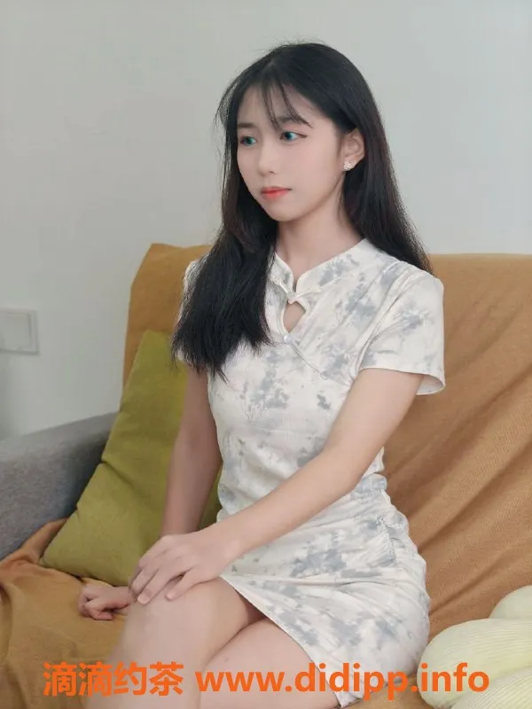 成都楼凤资源信息,成华区佳琪 18岁 162cm 80斤 女友感服务优质