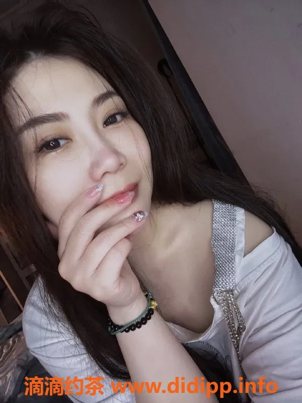 上海楼凤资源信息,珊珊少妇兼职，优质性爱体验1500起