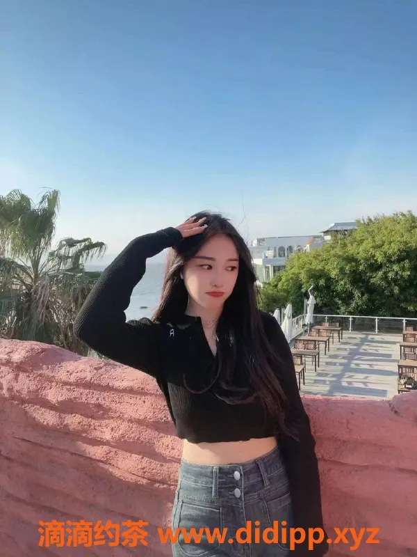 厦门楼凤-湖里区苏嘉美，34C，洗吹做服务体验