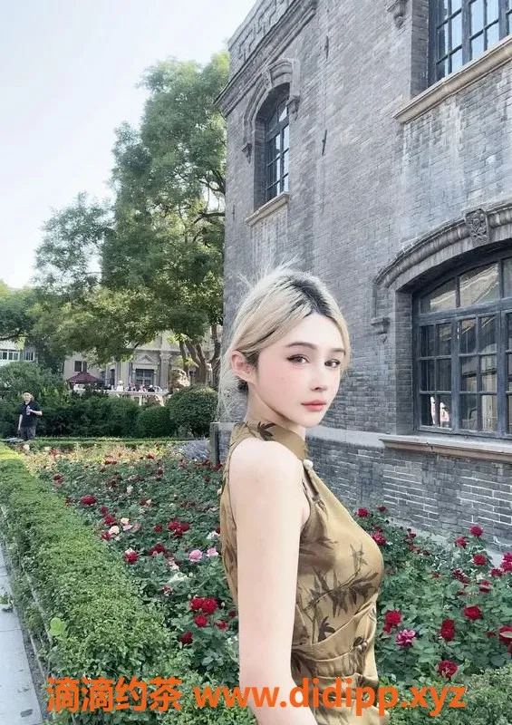 上海楼凤资源信息,上海徐汇依娜，中乌混血165cm大胸显瘦美妞