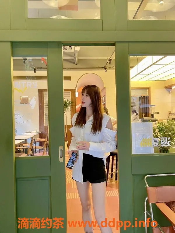 北京上门服务-草莓 | 东四环 | 170cm | 52kg | 千元档