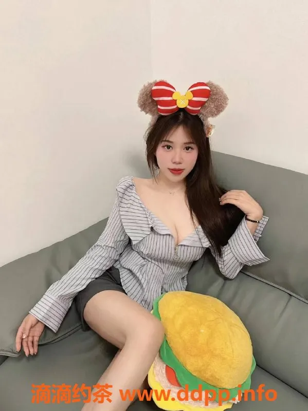 深圳楼凤-深圳龙华眯眯，出击P700，私聊可包夜