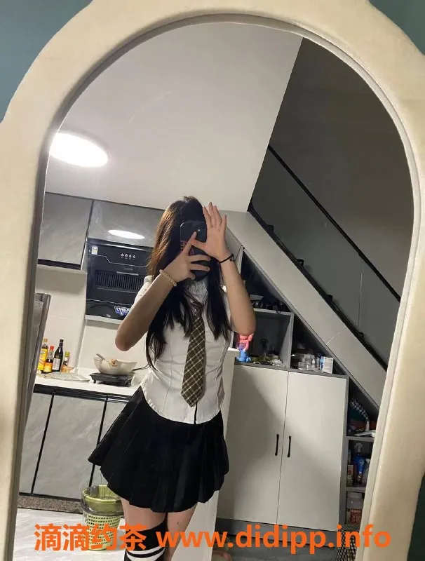 深圳楼凤资源信息,宝安霞霞，1200元起，超值服务等你体验！