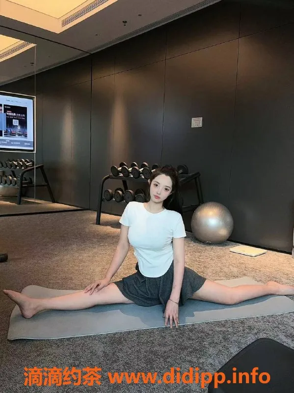 上海楼凤-徐汇 美女沫沫 170cm C罩杯 1300起