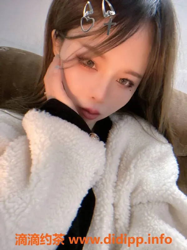 厦门楼凤资源信息,湖里区KK，6张真实照片，优质服务等你来体验！