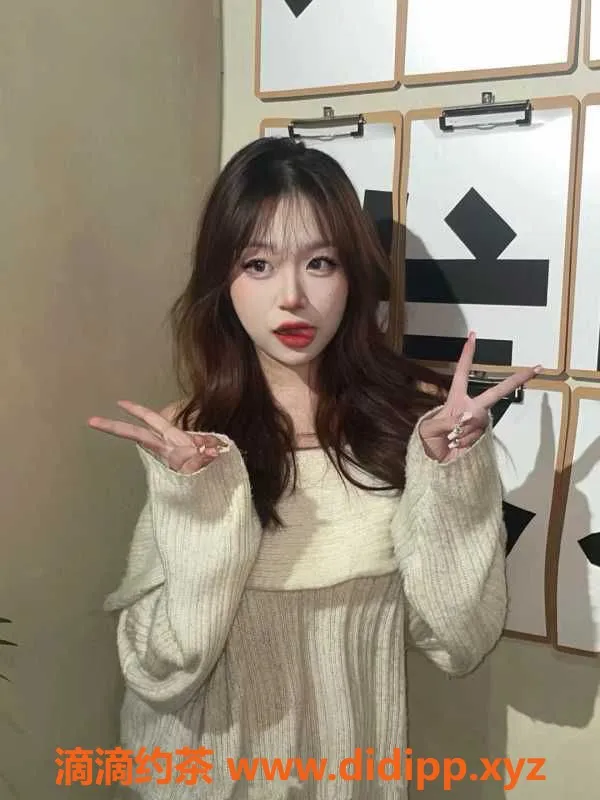 深圳楼凤资源信息,龙华美女小倩，23岁163cm，价格500元一次