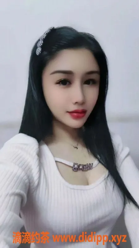 广州楼凤-京溪师妹晓晓，23岁白云楼凤