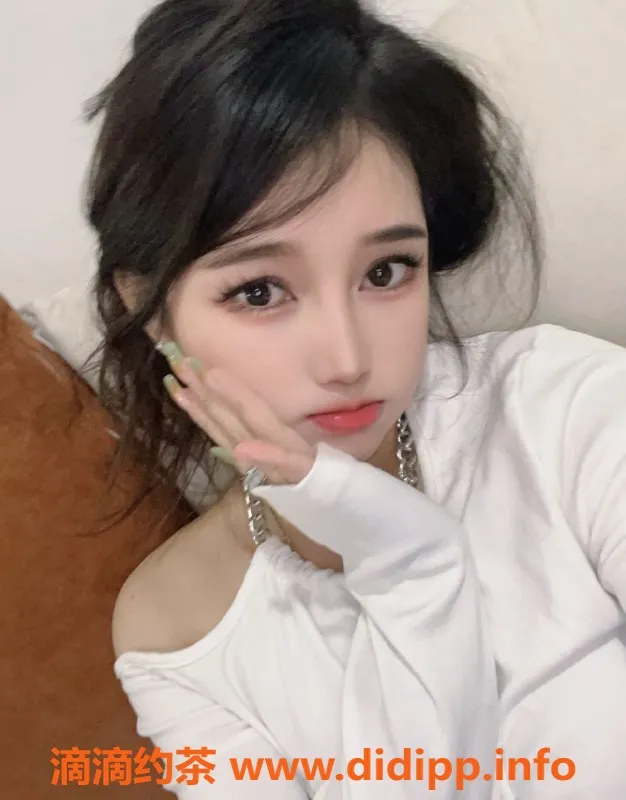 上海楼凤-普陀羽晴，162身高，43体重，1000P起