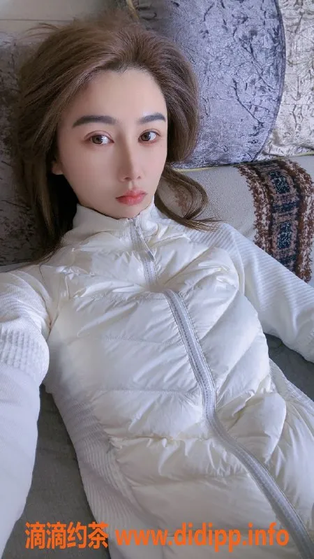 深圳楼凤-南山千元档长腿美女，1200起价