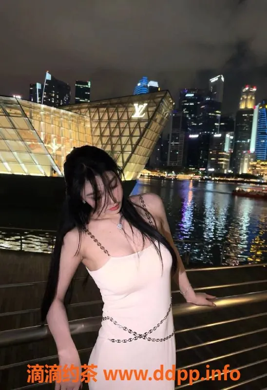 深圳楼凤-深圳南山Ab老师，165D，48kg，御姐服务