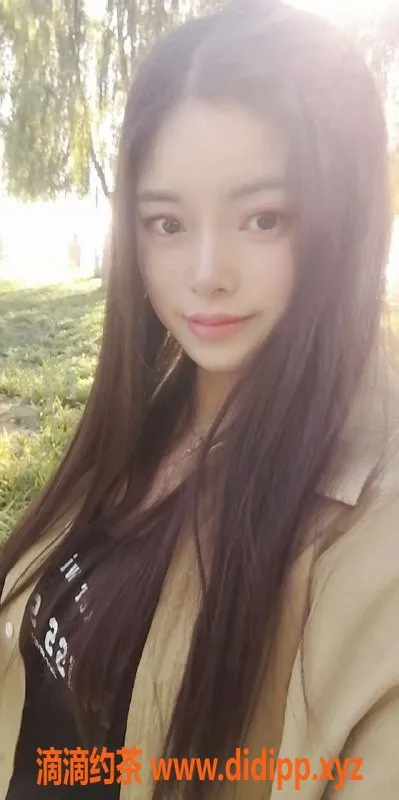 成都楼凤-高新区少妇黛西，服务车5p起