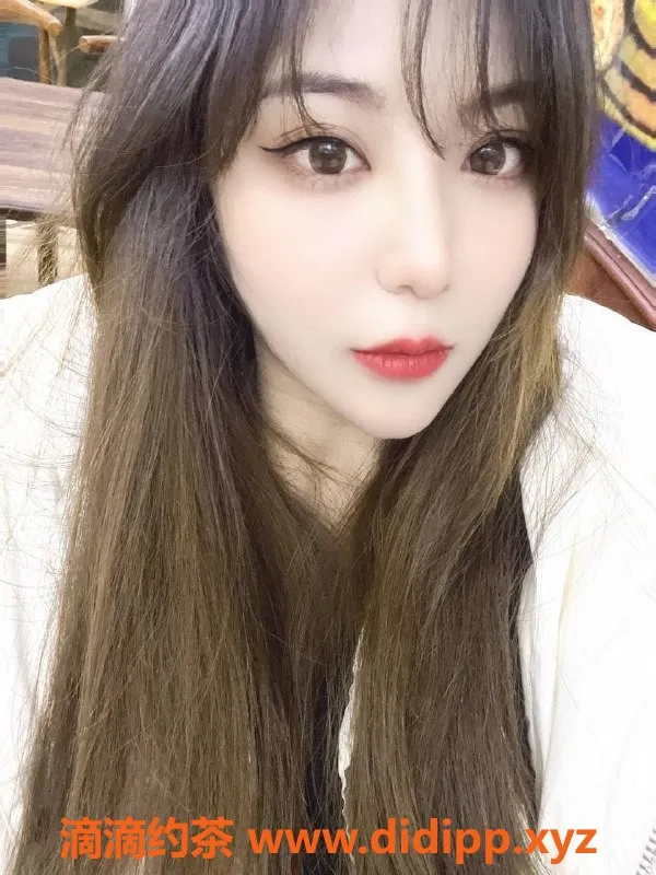 重庆楼凤-南坪苗苗，5p套餐遭遇8pp超值体验